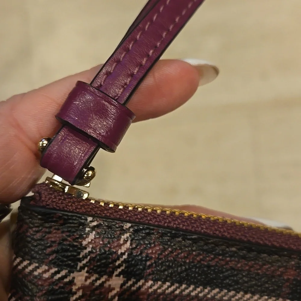 Coach Plaid Signature Zipper Wristlet/Wallet - Picture 4 of 11